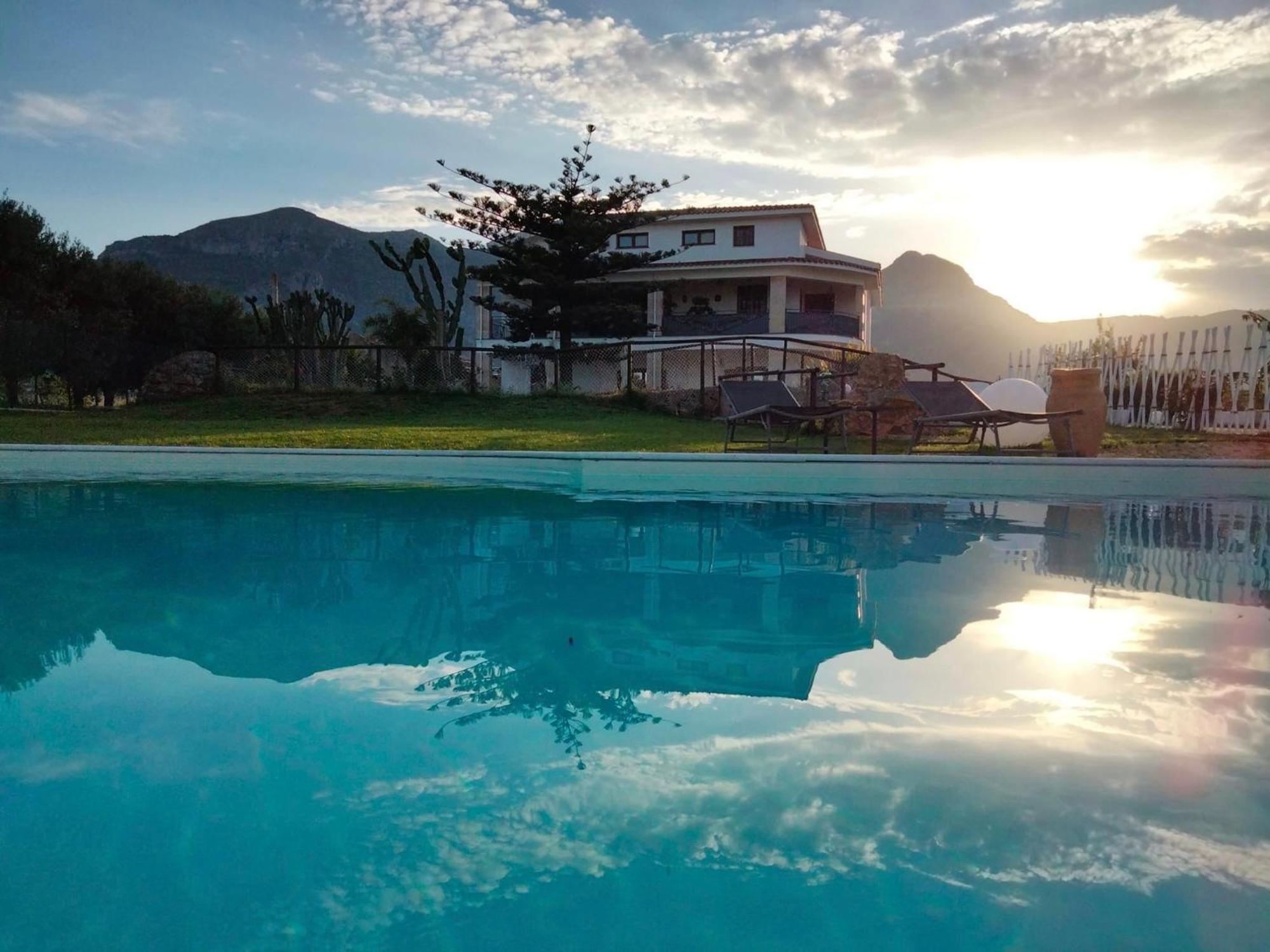 Villa Michelangelo Castellammare del Golfo Exterior photo